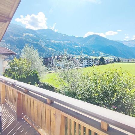 Apartment In Ramsau In Tyrol With A Balcony Ramsau im Zillertal Exteriör bild